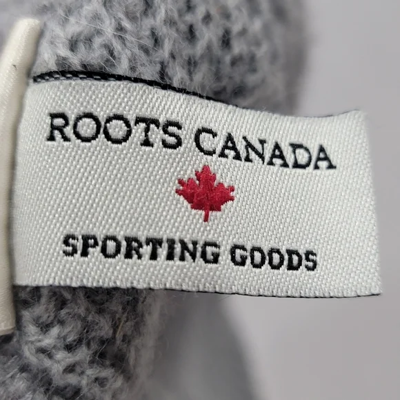 Roots Canada Raised Cuff Knit Beanie Toque Grey Winter Hat “Right to Play” - Picture 11 of 16